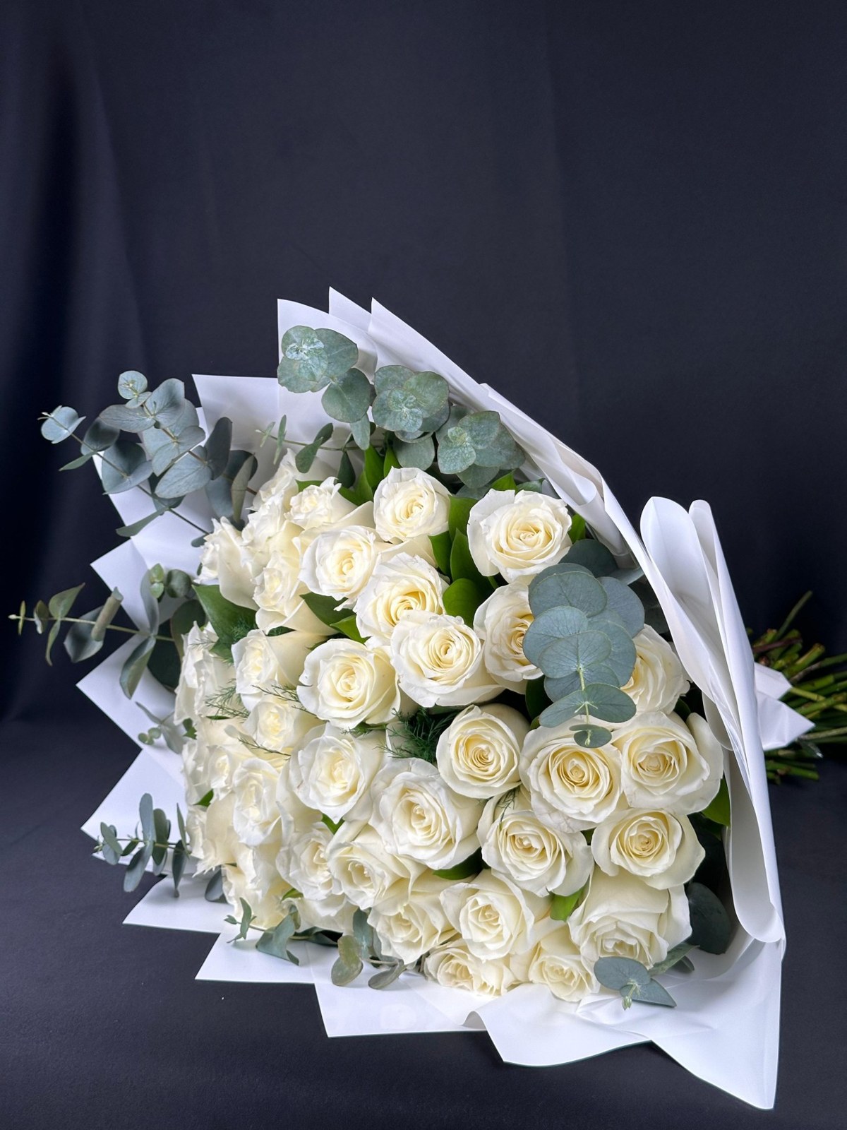 Lavanta Flowers Beyaz Gül Buketi